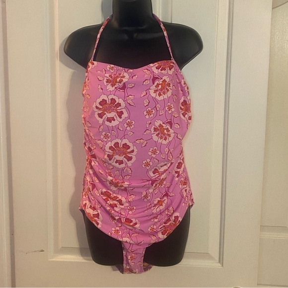 “J. CREW” Ruched Climbing Floral Bandeau One Piece - Picture 4 of 14